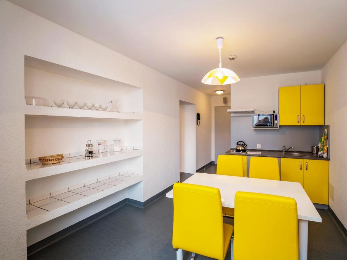 Elemels Planet Bed & Breakfast อุสทรอน ภายนอก รูปภาพ