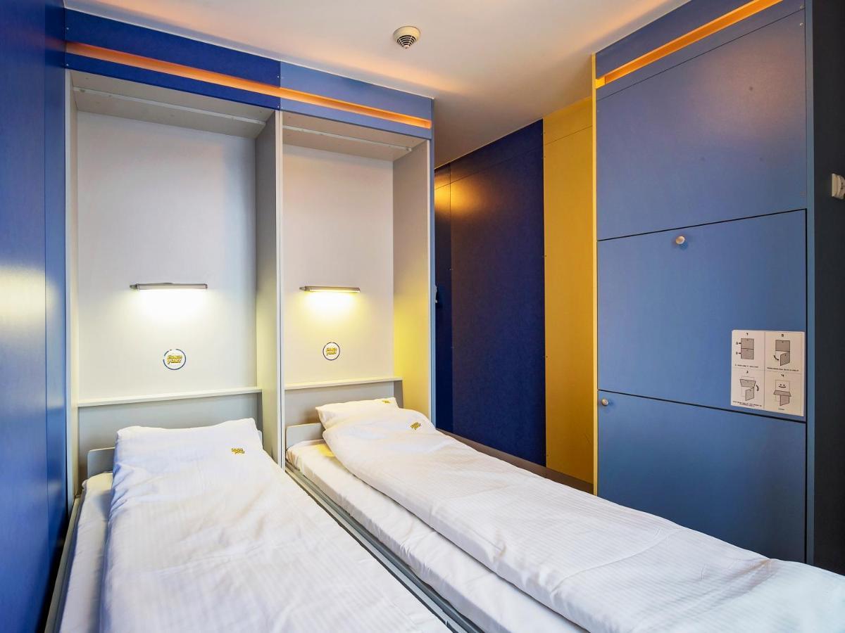 Elemels Planet Bed & Breakfast อุสทรอน ภายนอก รูปภาพ