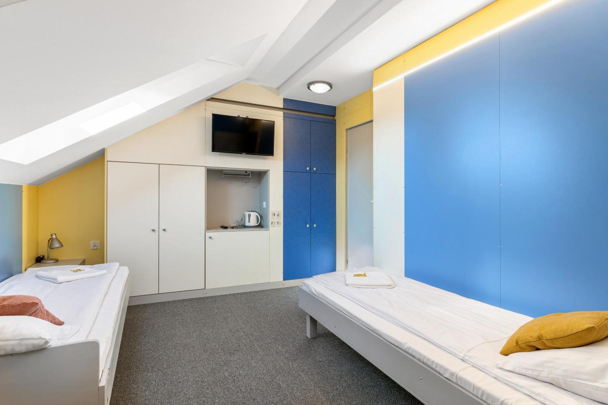 Elemels Planet Bed & Breakfast อุสทรอน ภายนอก รูปภาพ